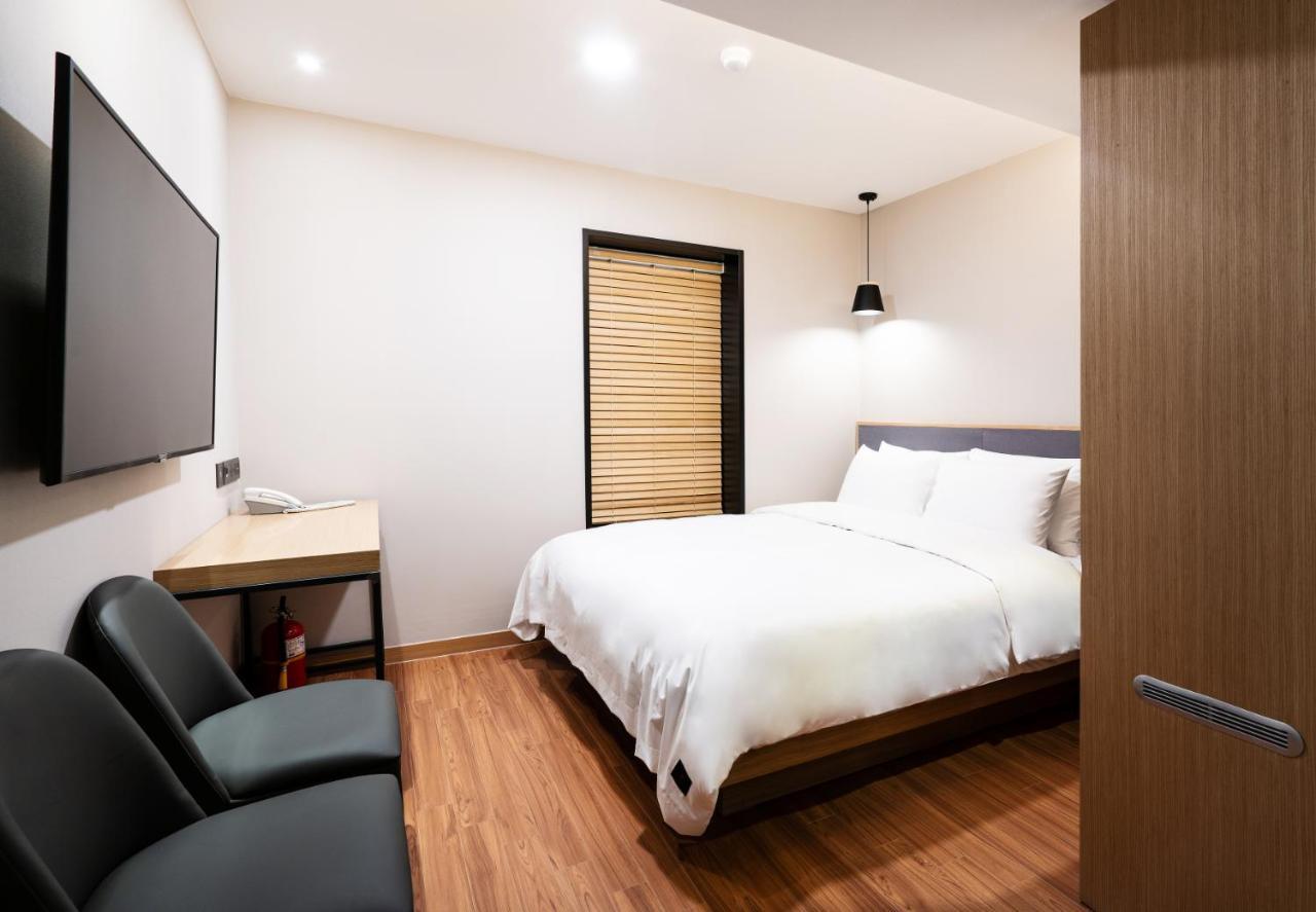 ลาลา เวียนโก บิสซิเนส โฮเทล Hotel ปูซาน ภายนอก รูปภาพ